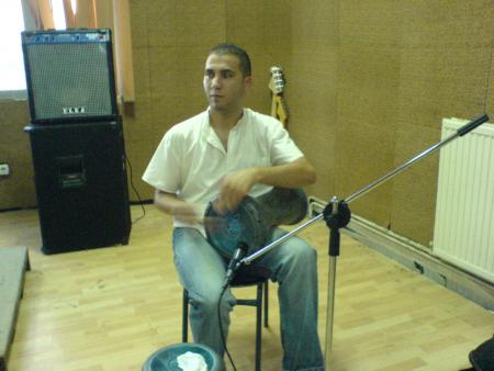 FOUAD ellayri .  Percussioniste  Ta3na.