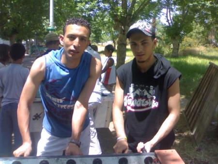 MOI et HBIBI   o BABYFOOT
