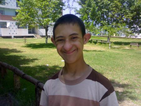 HICHEM LOUZOU ...
