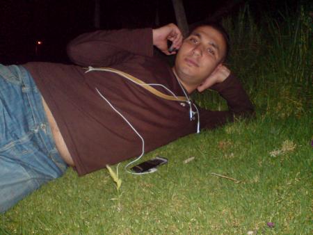 millenium !!!  Roh Rergoud Fouad . tes yeux sont tout rouge