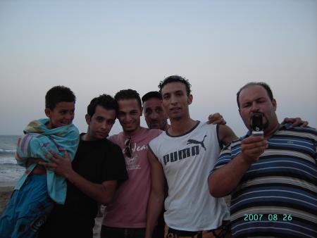 le p'tit Mehdi . Kacimo . Nabil .Chafik . Moi . Brahim